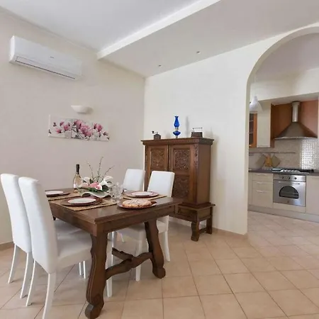 In For 6 People Villa Bari
